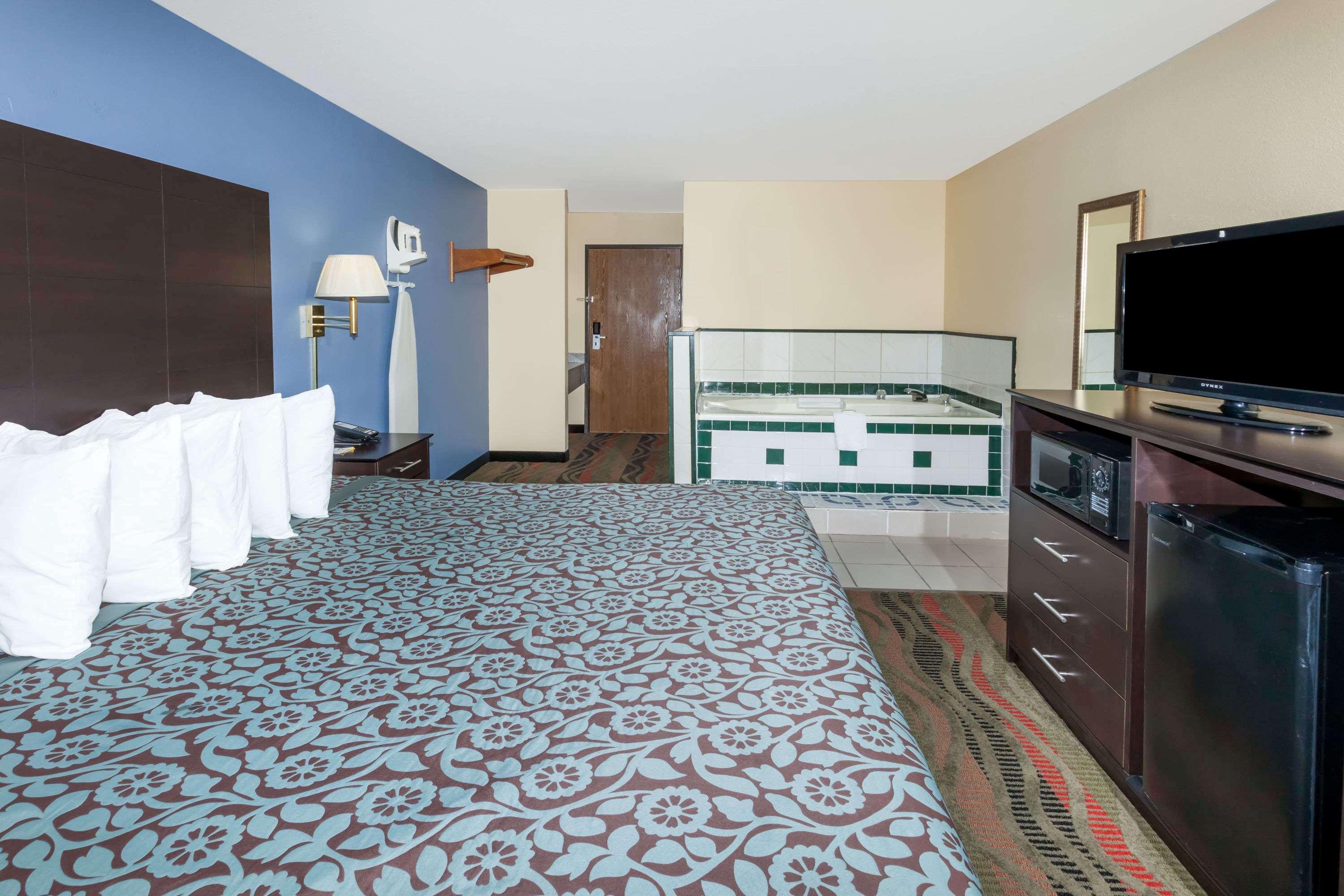 Days Inn By Wyndham Springfield Buitenkant foto