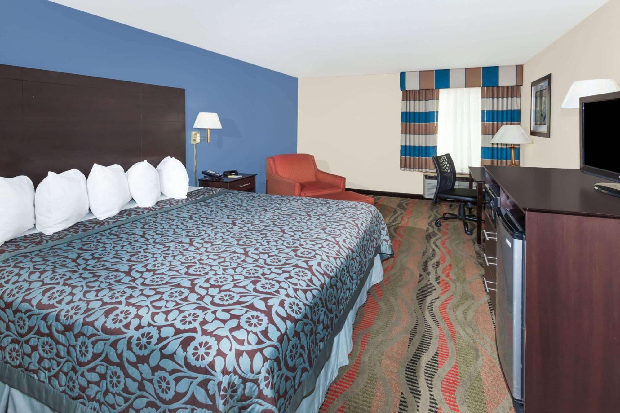 Days Inn By Wyndham Springfield Buitenkant foto